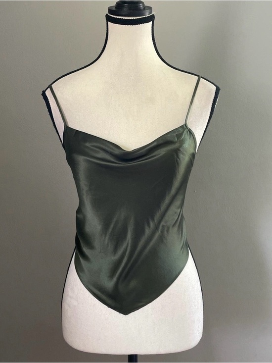 Victoria's Secret Tops - Vintage Victoria's Secret Silk Cami in Olive Green
